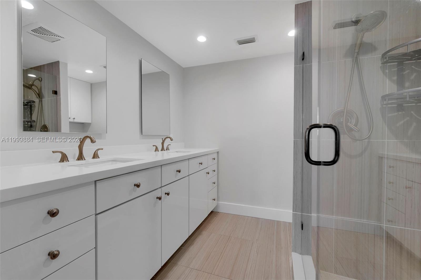 WINDSOR CONDO - Residential