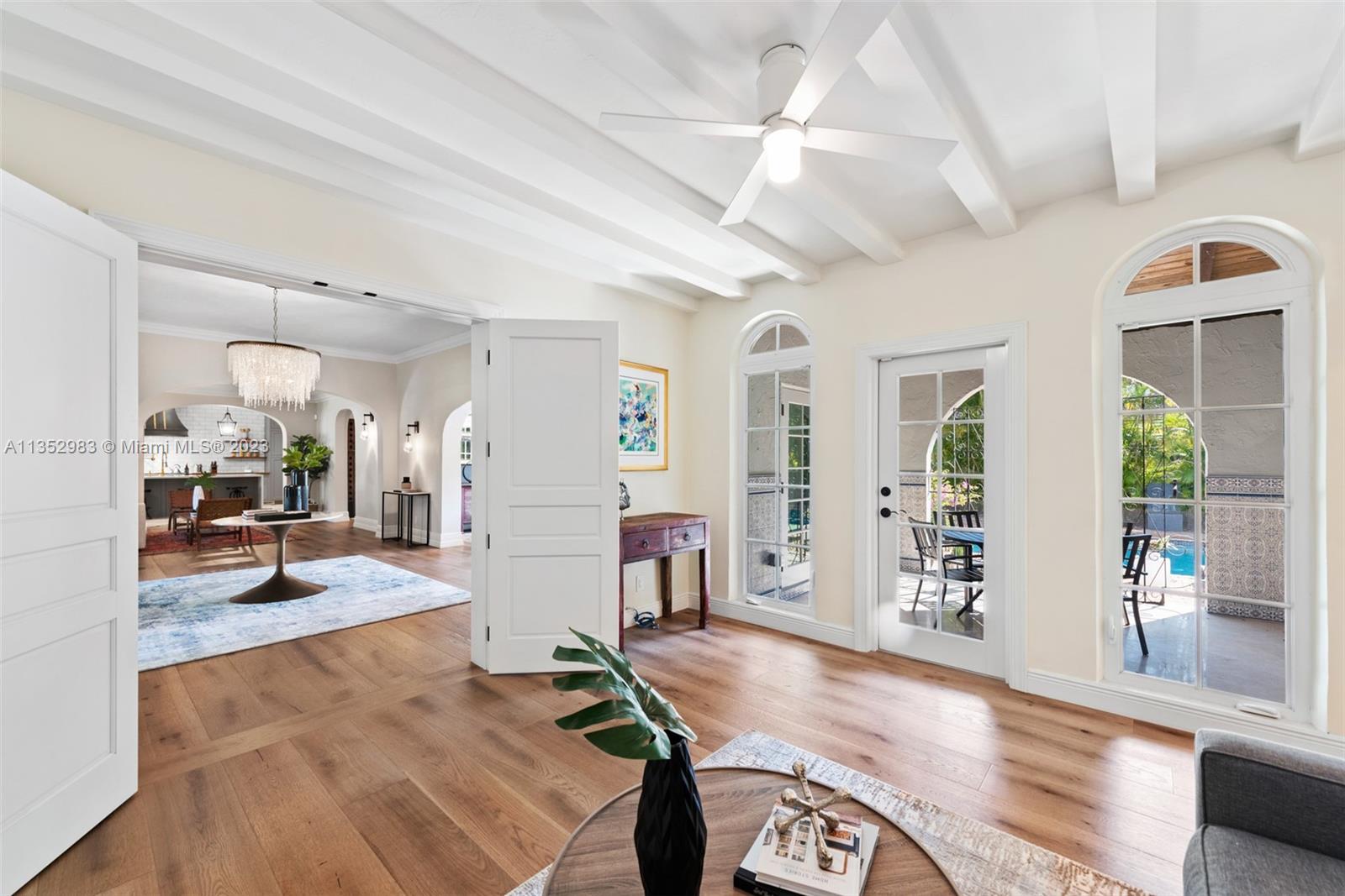 C GABLES COUNTRY CLUB SEC - Residential