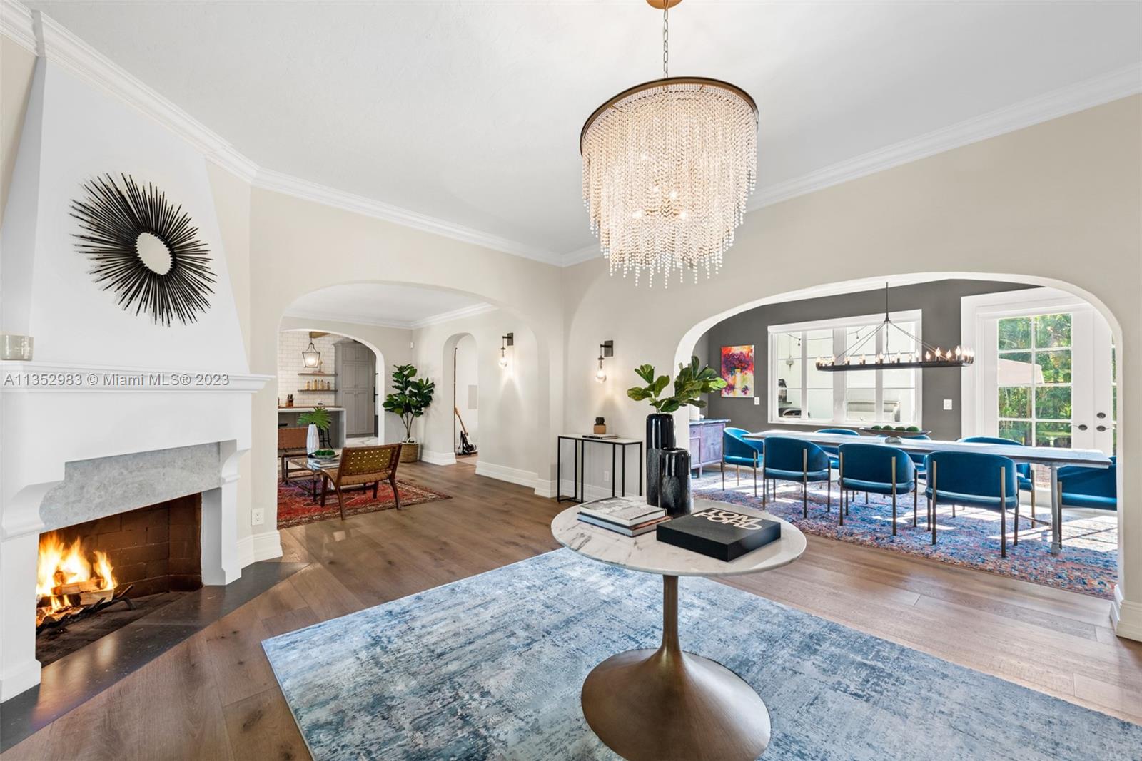 C GABLES COUNTRY CLUB SEC - Residential