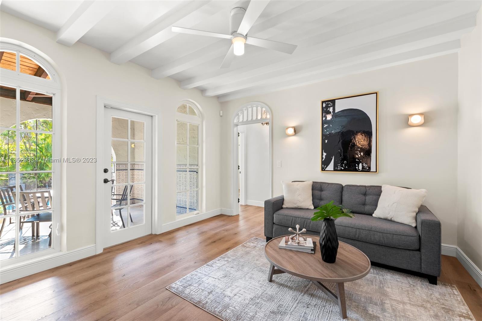 C GABLES COUNTRY CLUB SEC - Residential