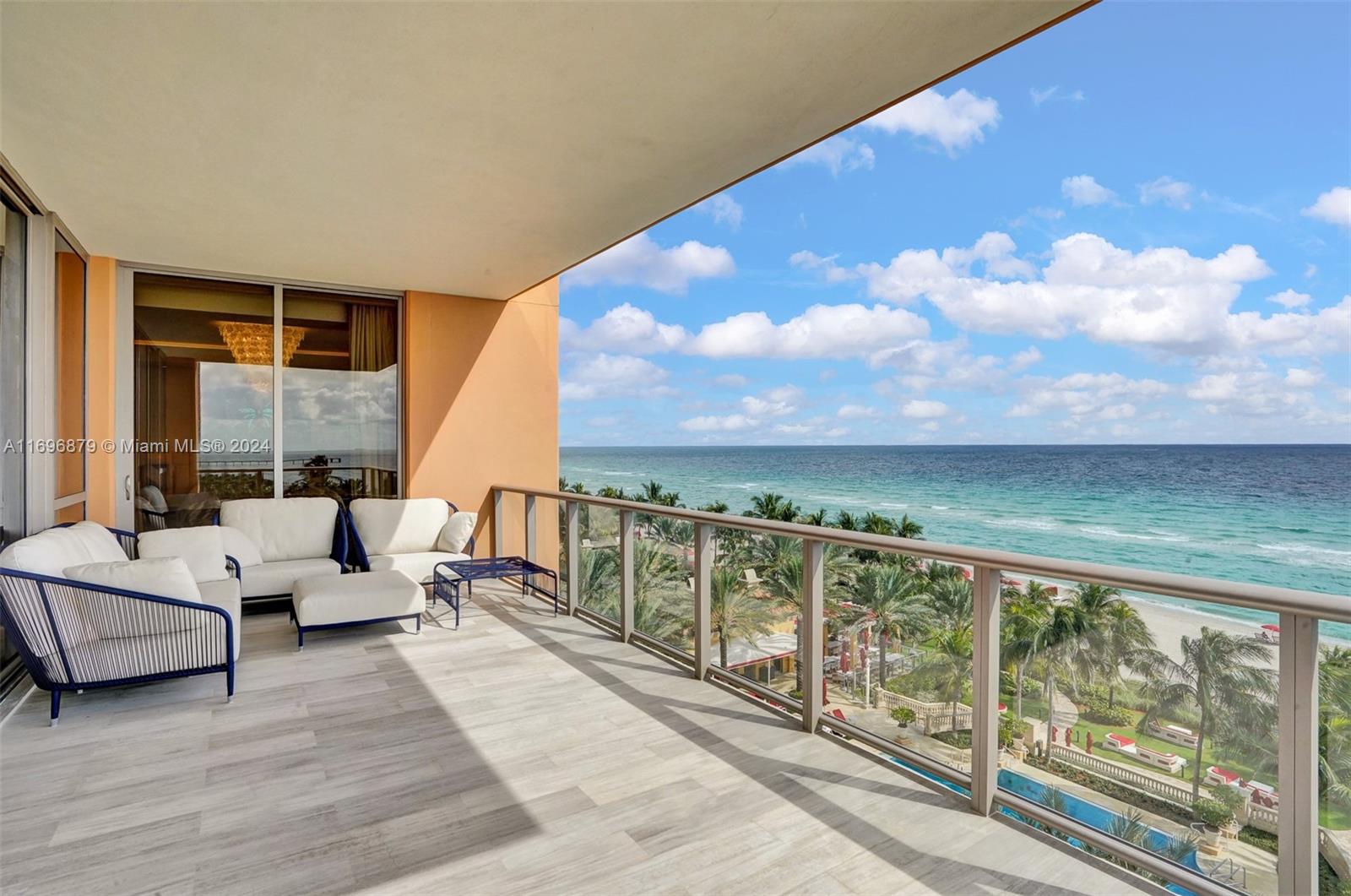 THE MANSIONS AT ACQUALINA - Residential