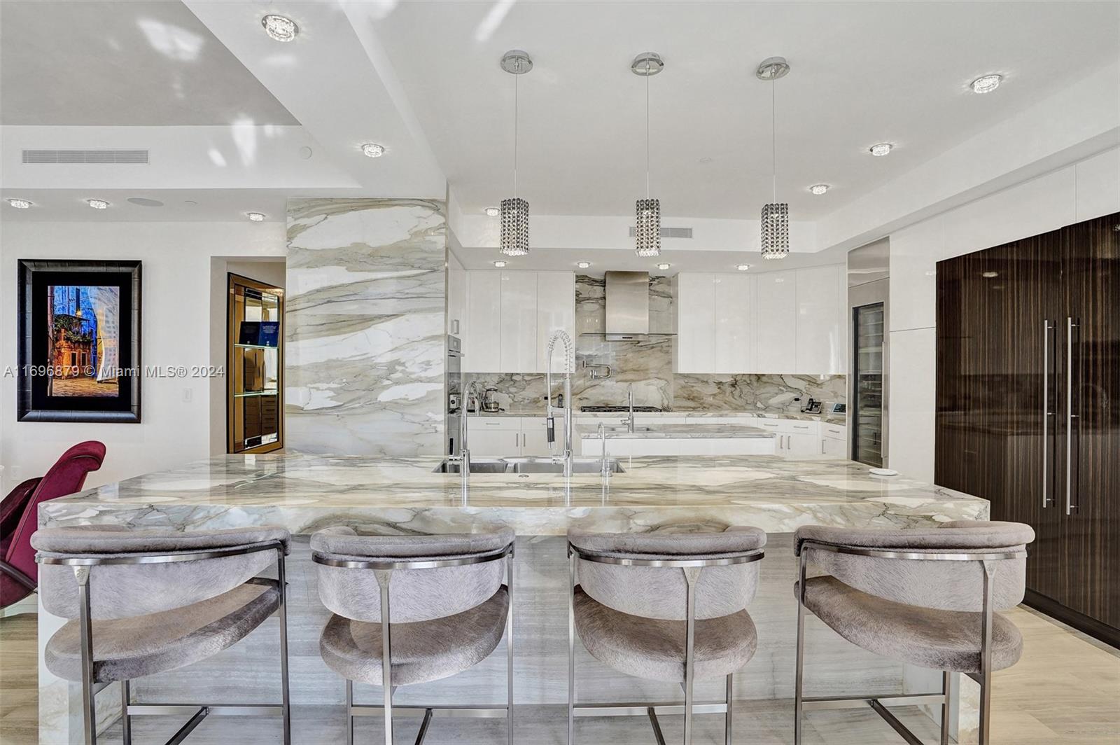 THE MANSIONS AT ACQUALINA - Residential