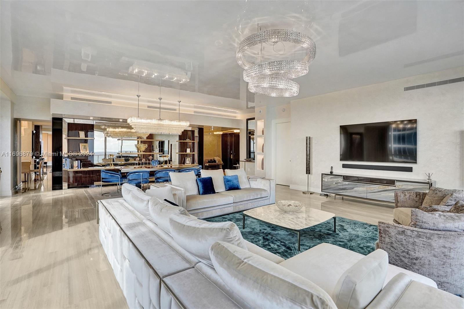 THE MANSIONS AT ACQUALINA - Residential