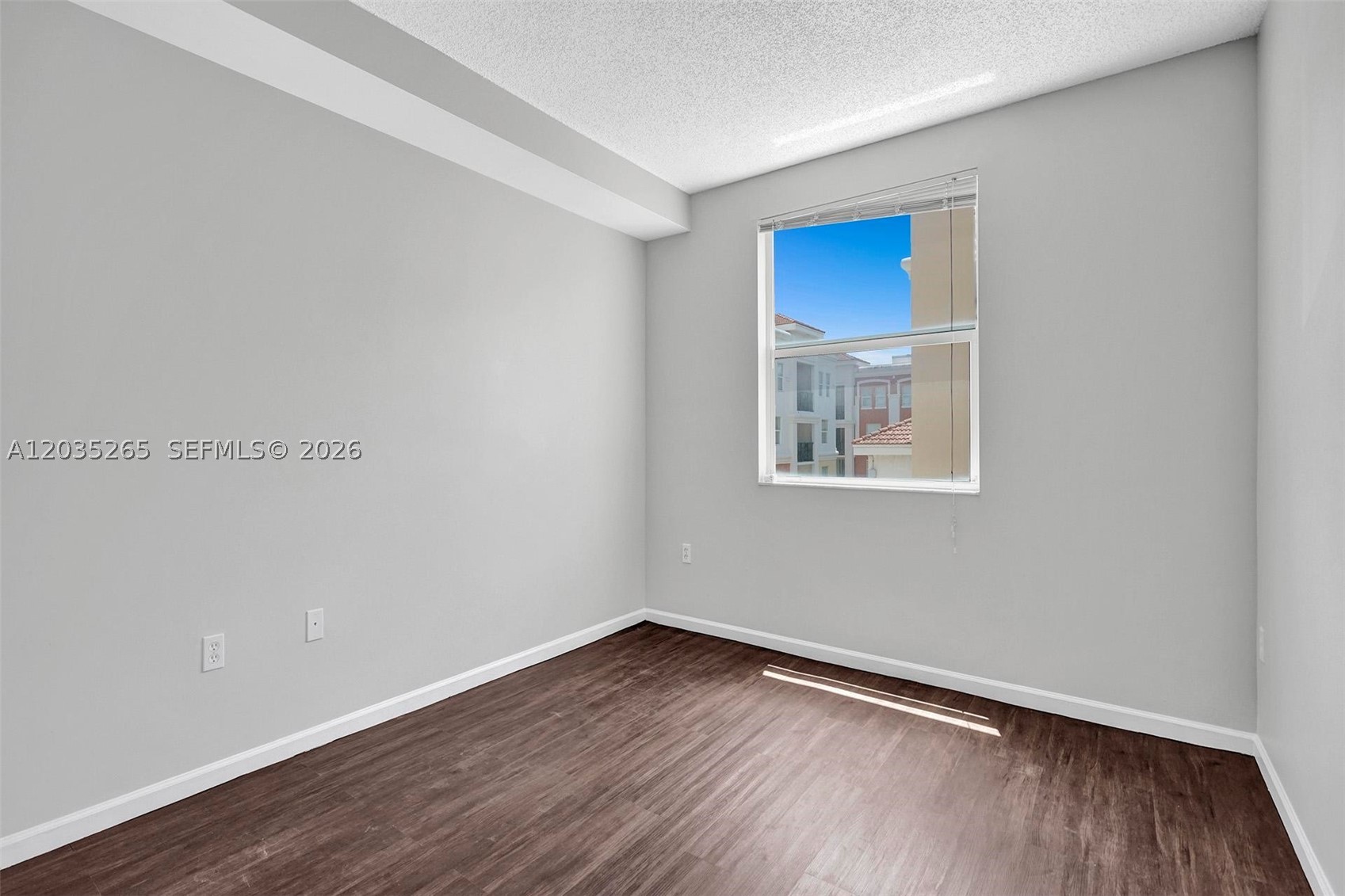 PORTO BELLAGIO CONDO - Residential Lease