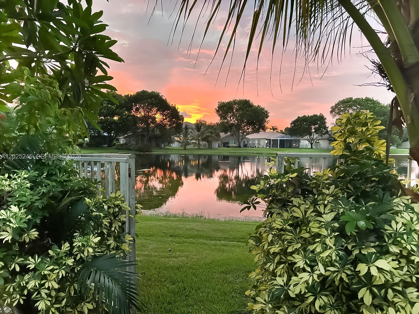 SAPPHIRE SHORES-SAPPHIRE - Residential