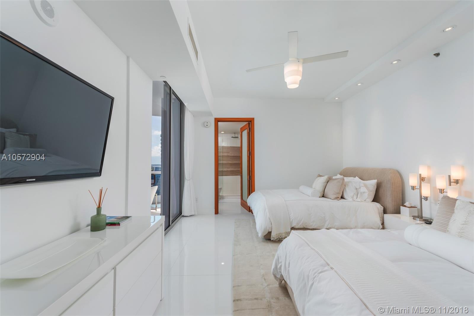 THE RESIDENCES AT THE BAT - Residential