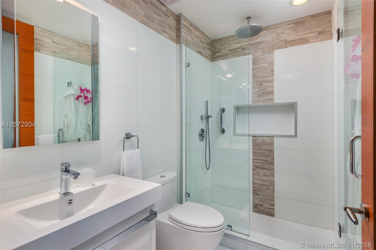 THE RESIDENCES AT THE BAT - Residential
