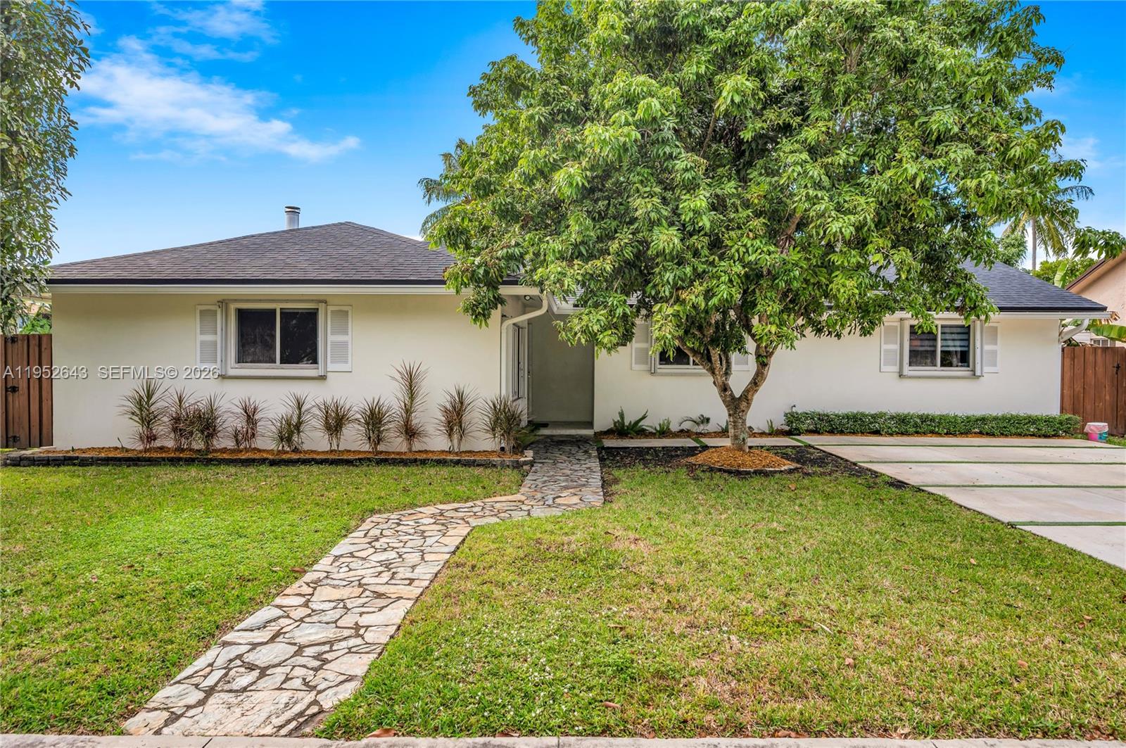RAMBLING WOODS SUBDIVISIO - Residential