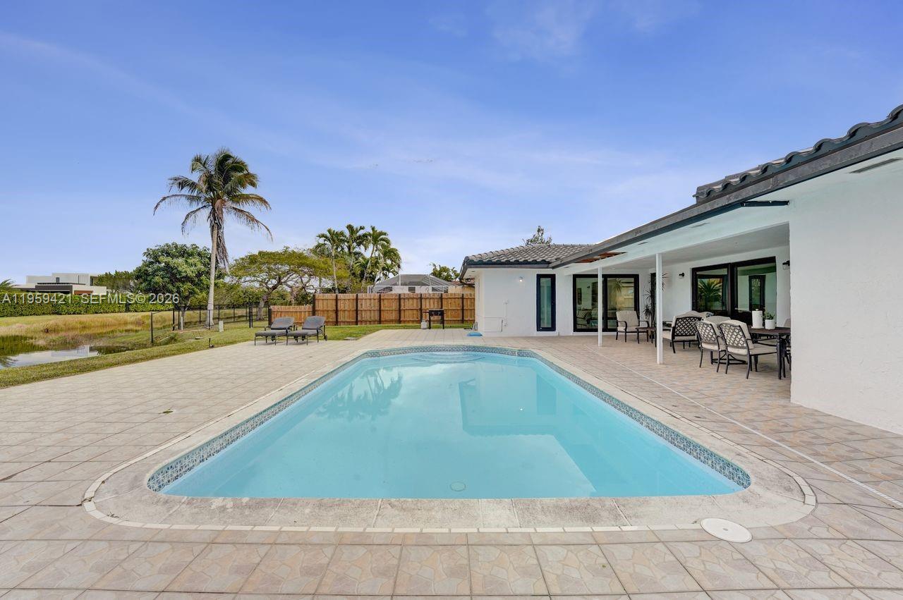 BONAVENTURE LAKES 3RD ADD - Residential