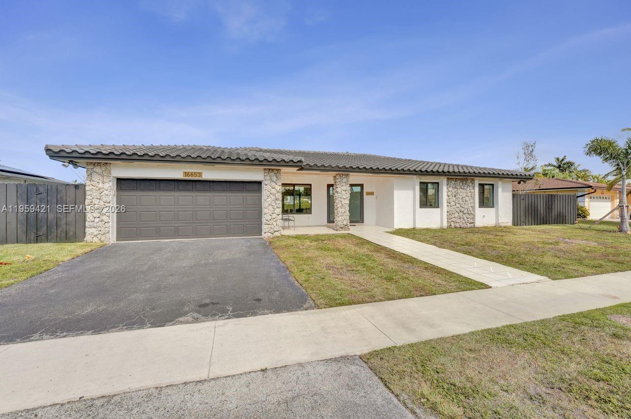 BONAVENTURE LAKES 3RD ADD - Residential