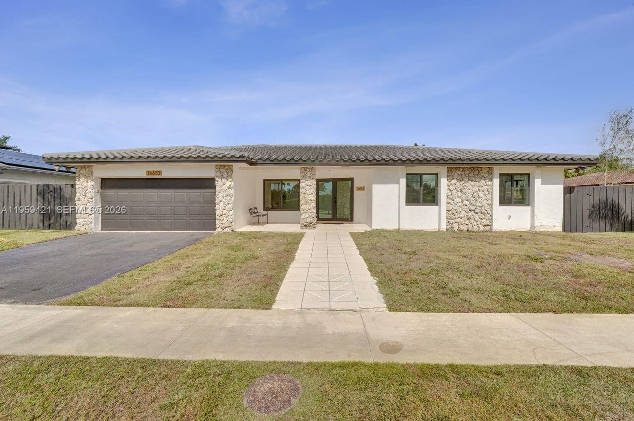 BONAVENTURE LAKES 3RD ADD - Residential