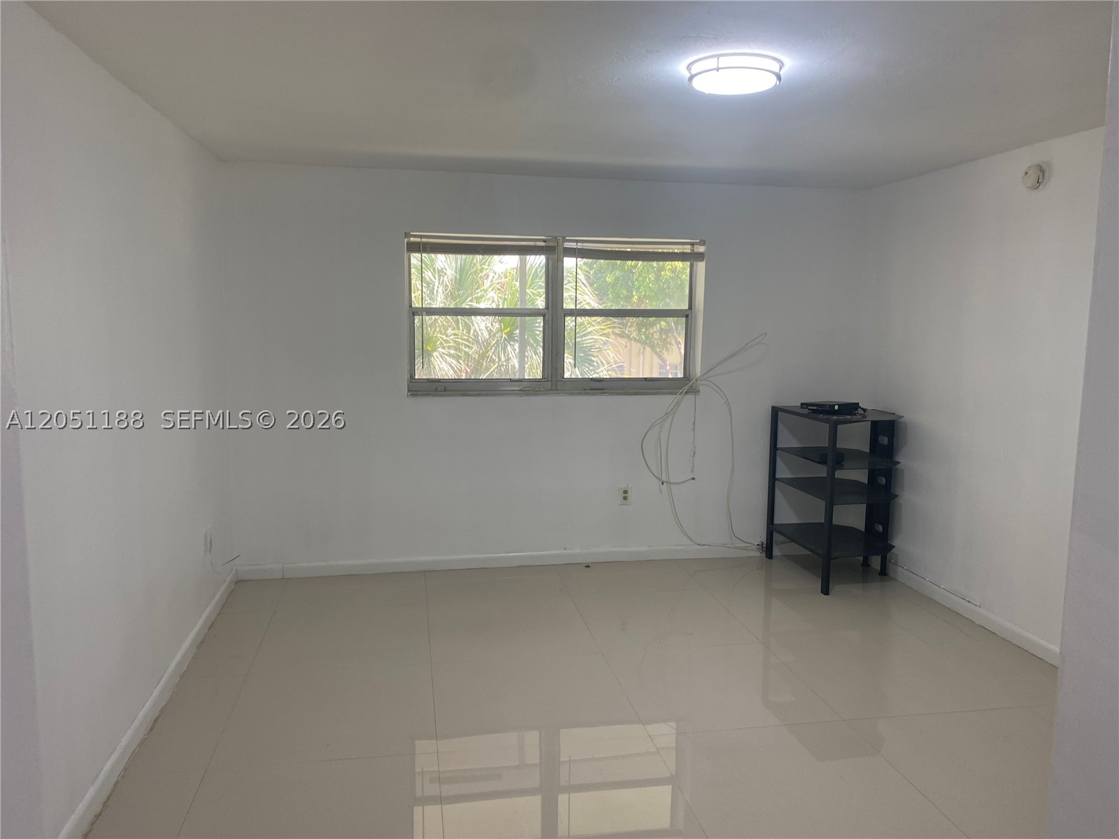 FIRST HORIZONS CONDO - Residential Lease