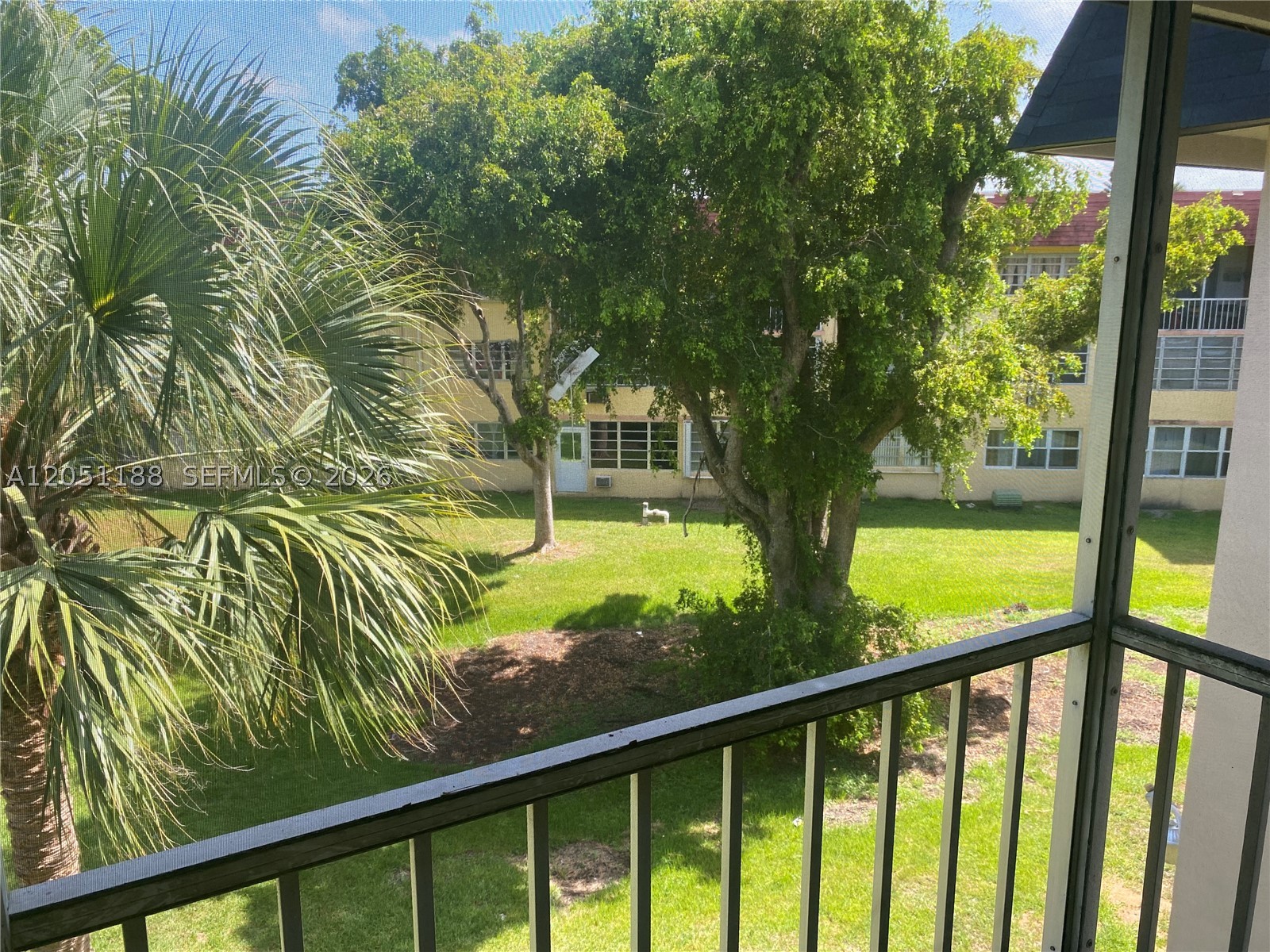 FIRST HORIZONS CONDO - Residential Lease