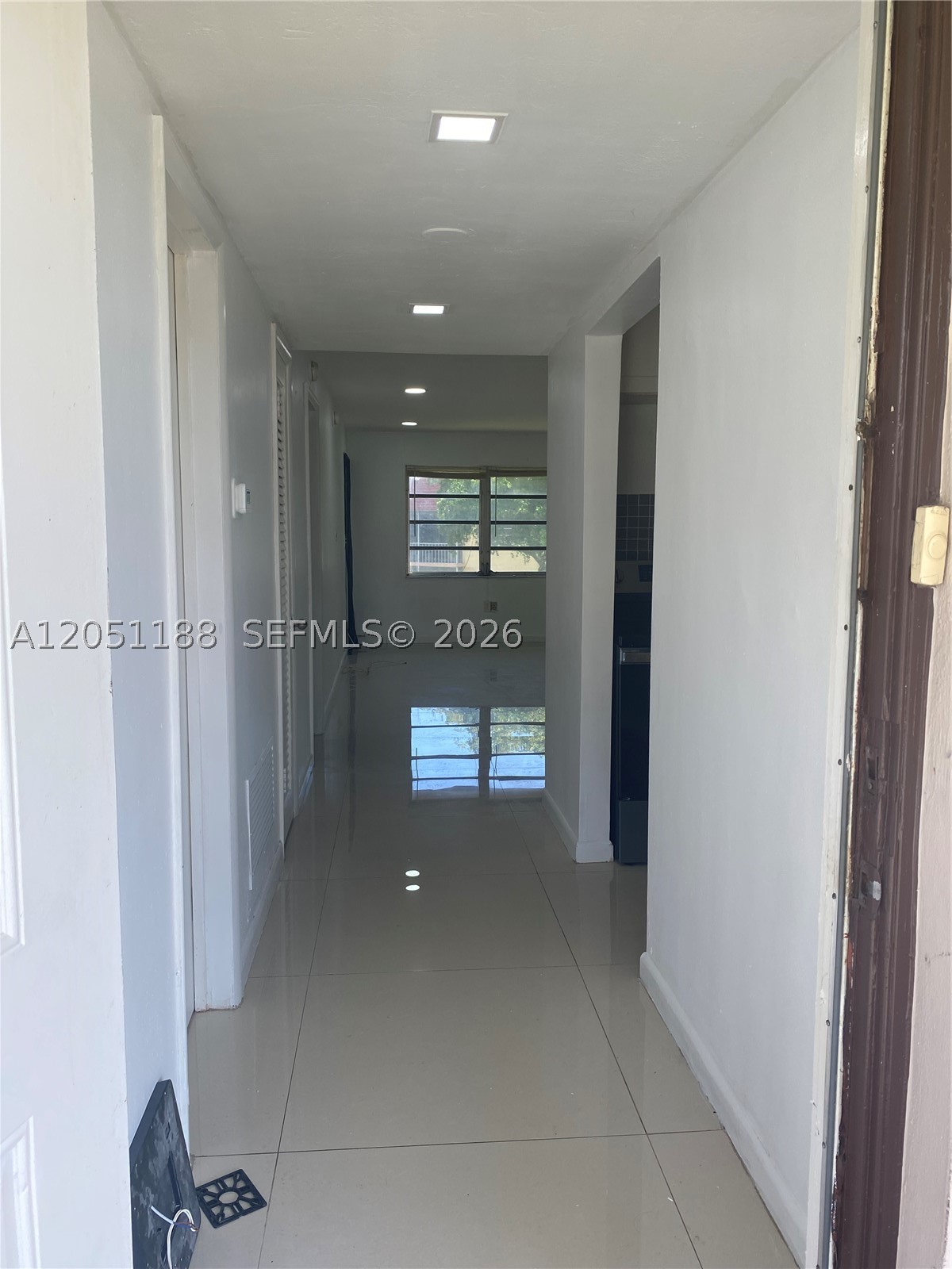 FIRST HORIZONS CONDO - Residential Lease