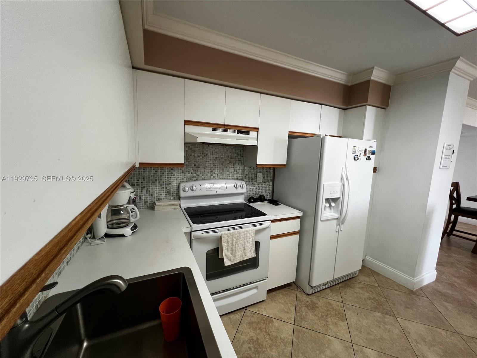 MYSTIC POINTE TOWER 600 - Residential