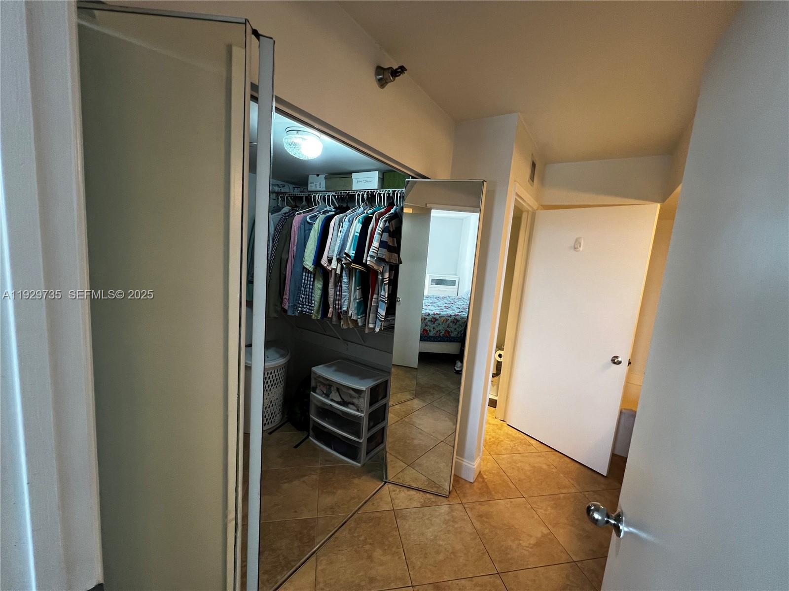 MYSTIC POINTE TOWER 600 - Residential