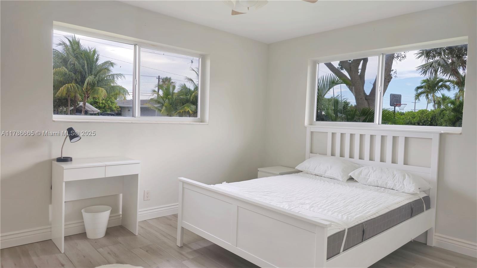 BOCA RATON SQUARE UNIT 2 - Residential Lease