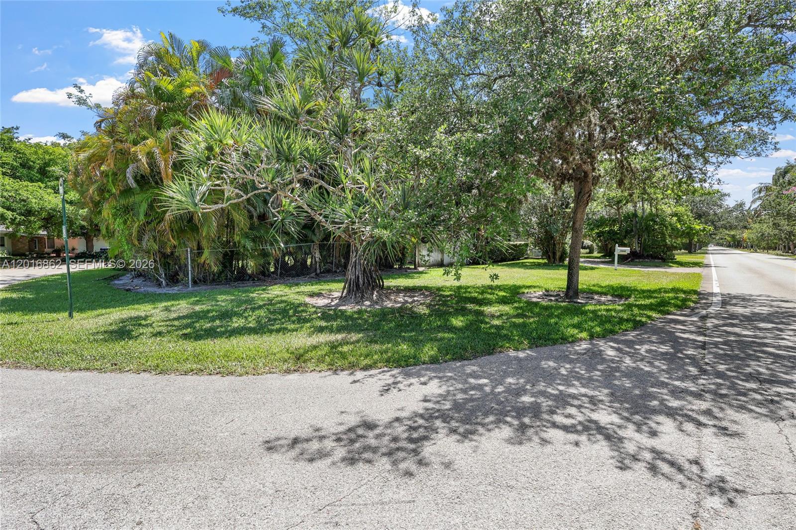 VILLAGE GROVE - Residential