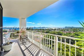 TOWERS OF QUAYSIDE CONDO - Residential Lease