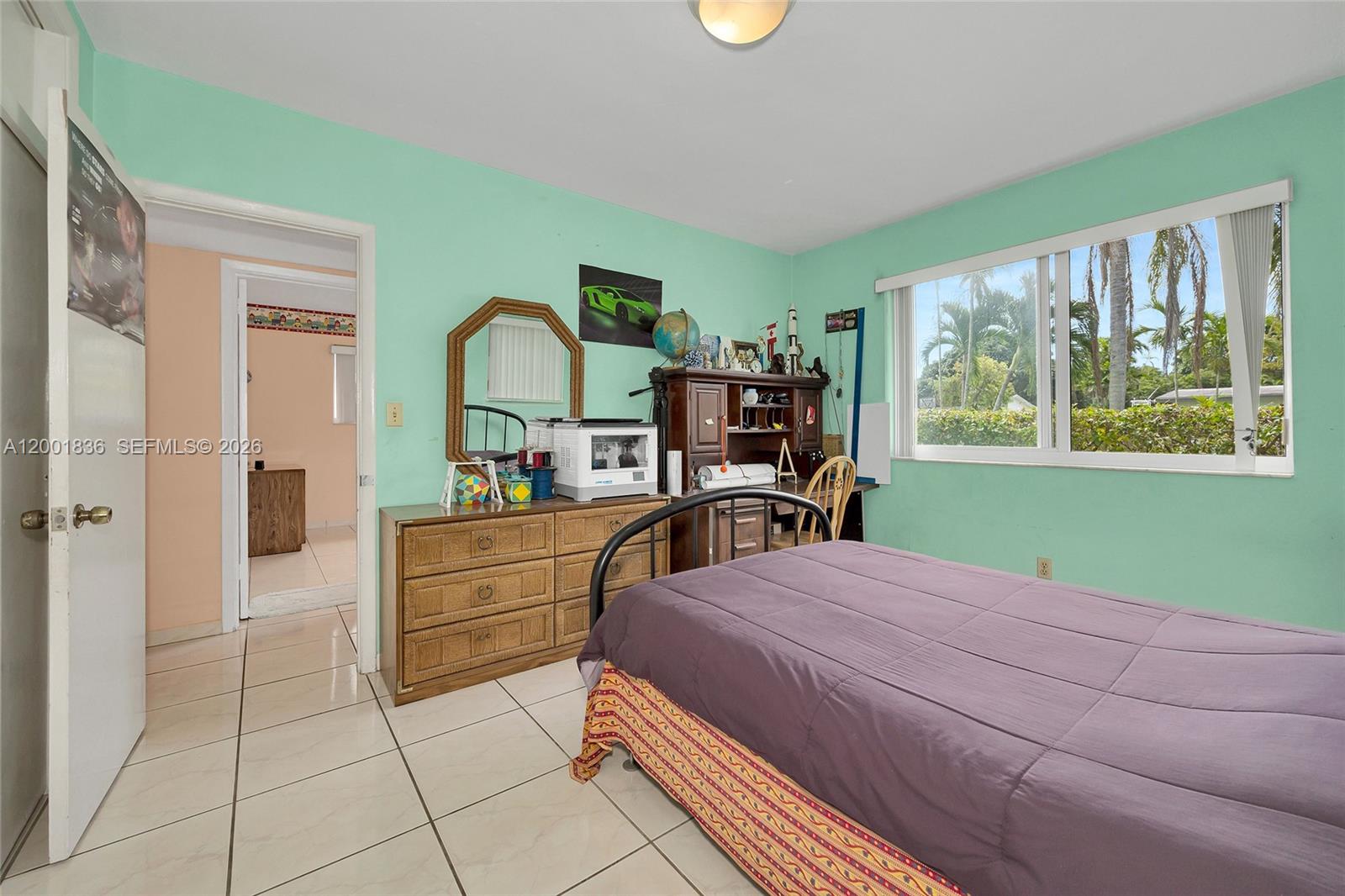KENDALL HEIGHTS - Residential