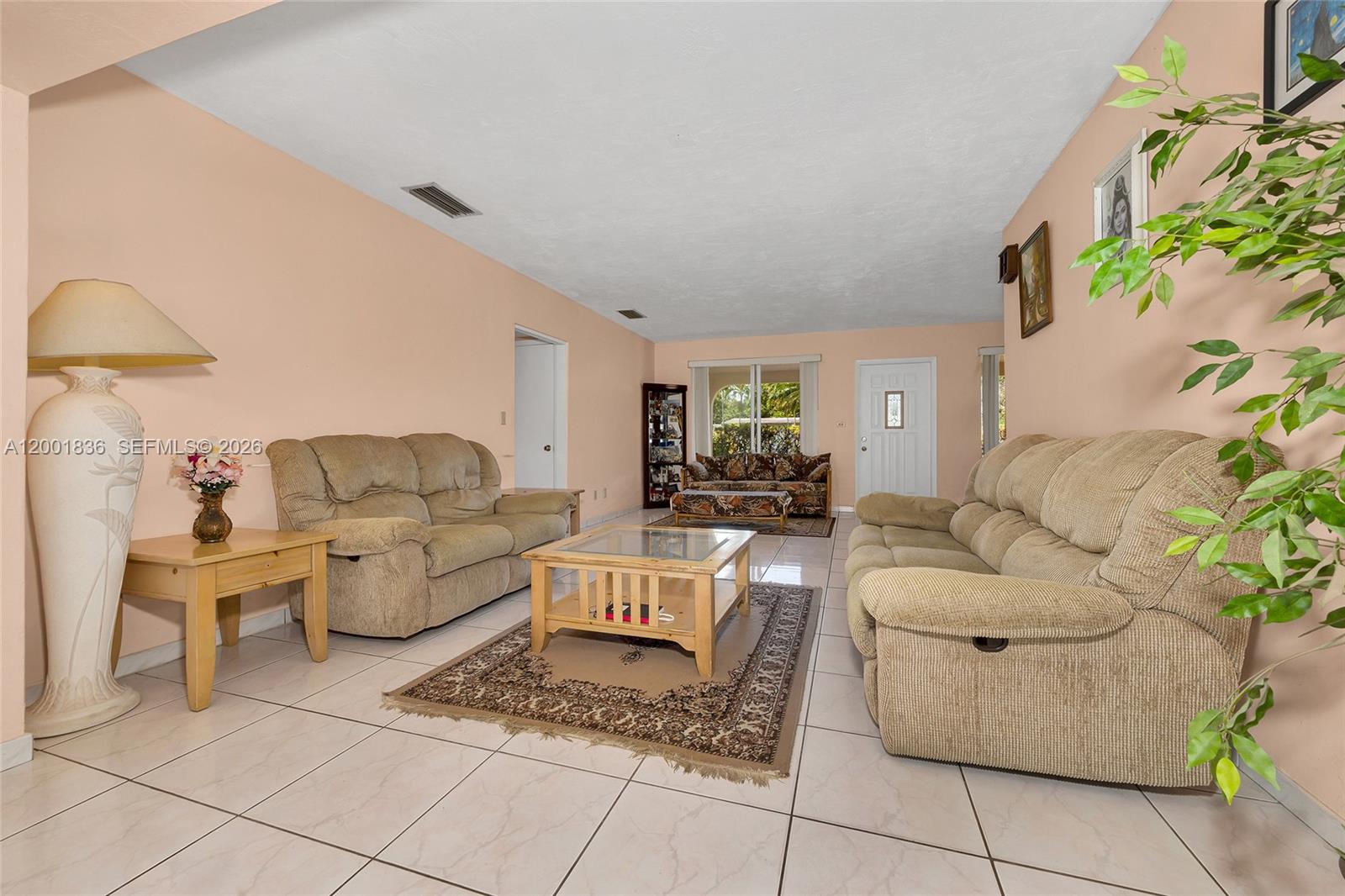 KENDALL HEIGHTS - Residential