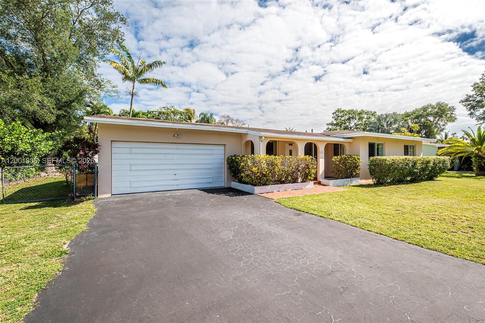 KENDALL HEIGHTS - Residential