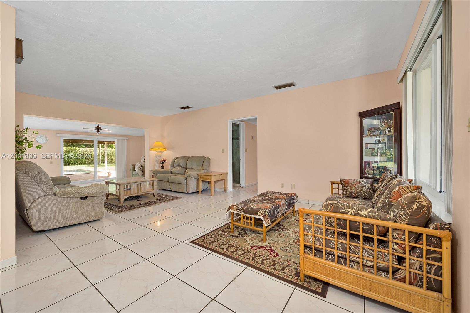KENDALL HEIGHTS - Residential