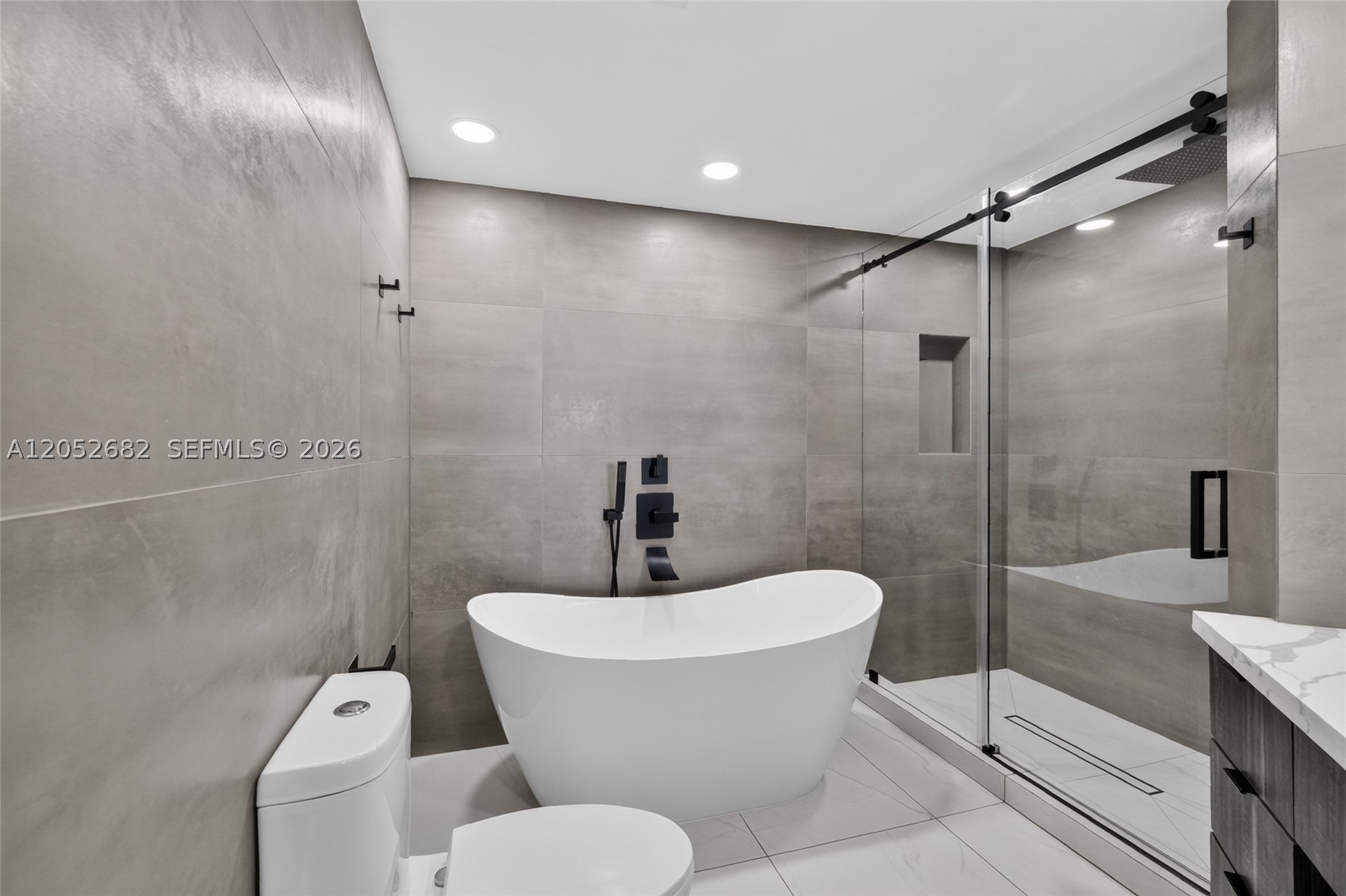 500 BRICKELL WEST CONDO - Residential