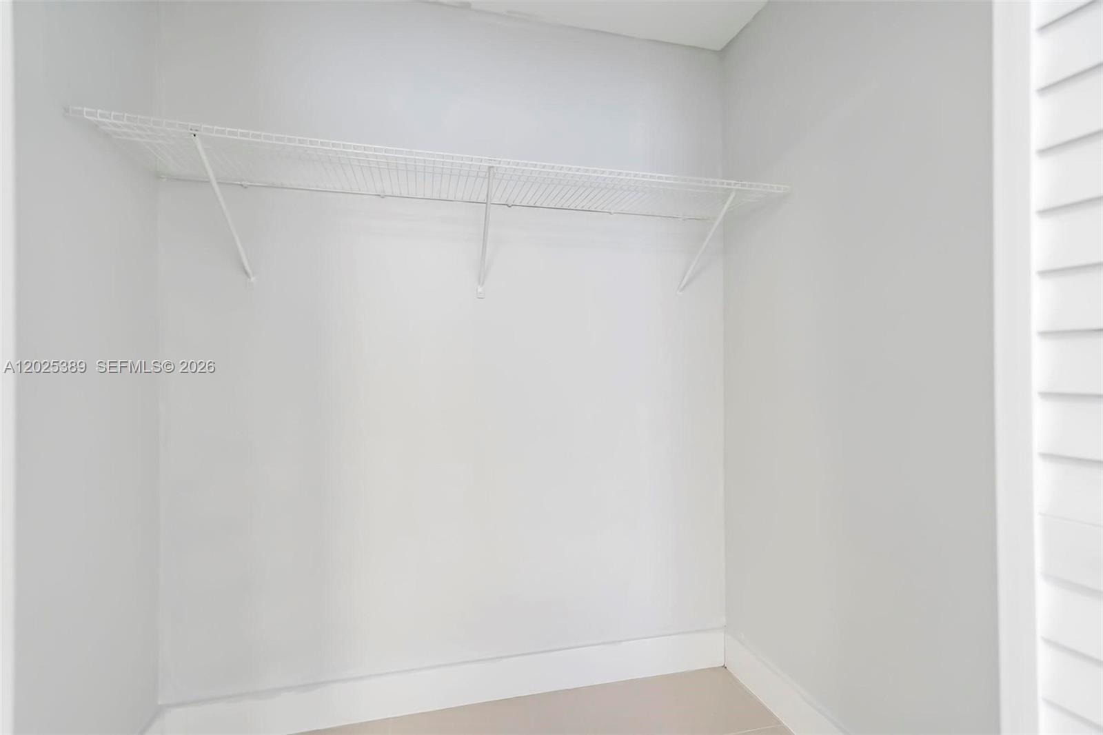 WOODMERE SUB - Residential Lease