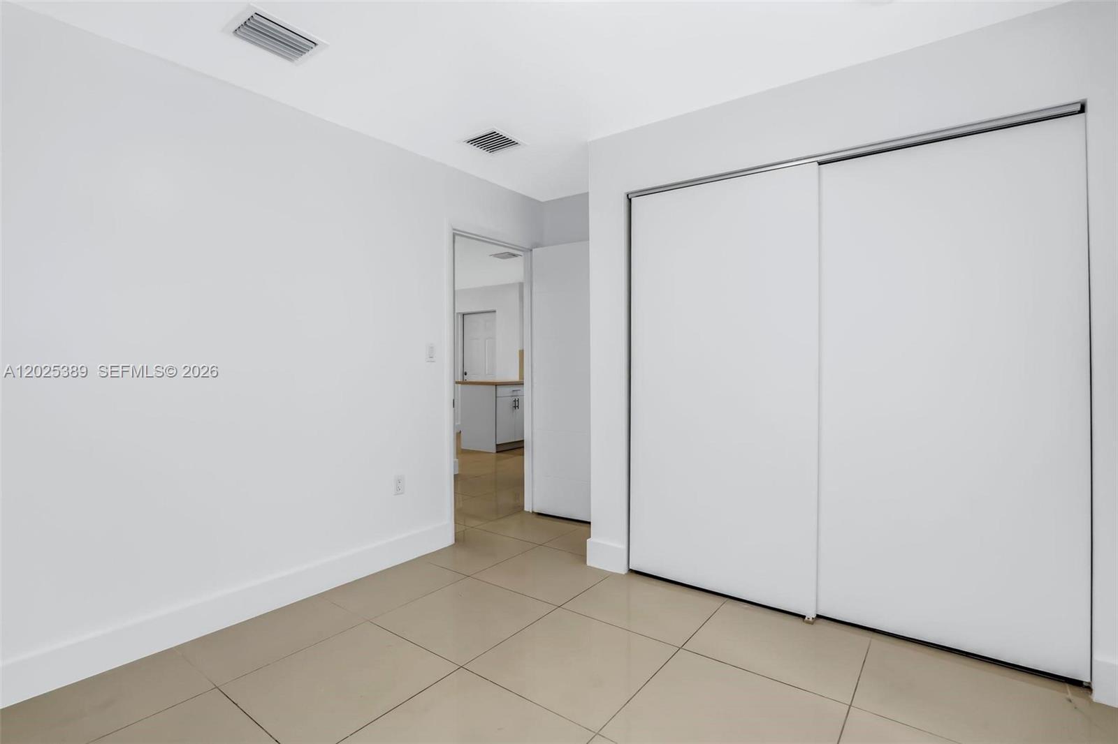 WOODMERE SUB - Residential Lease