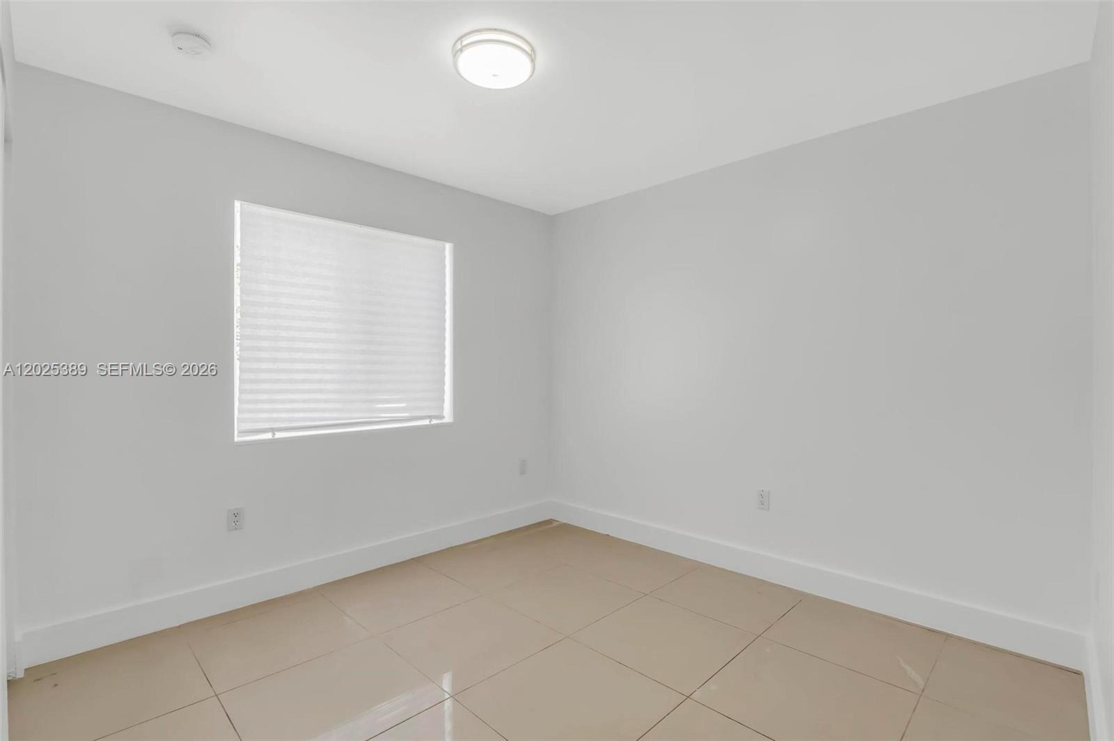 WOODMERE SUB - Residential Lease