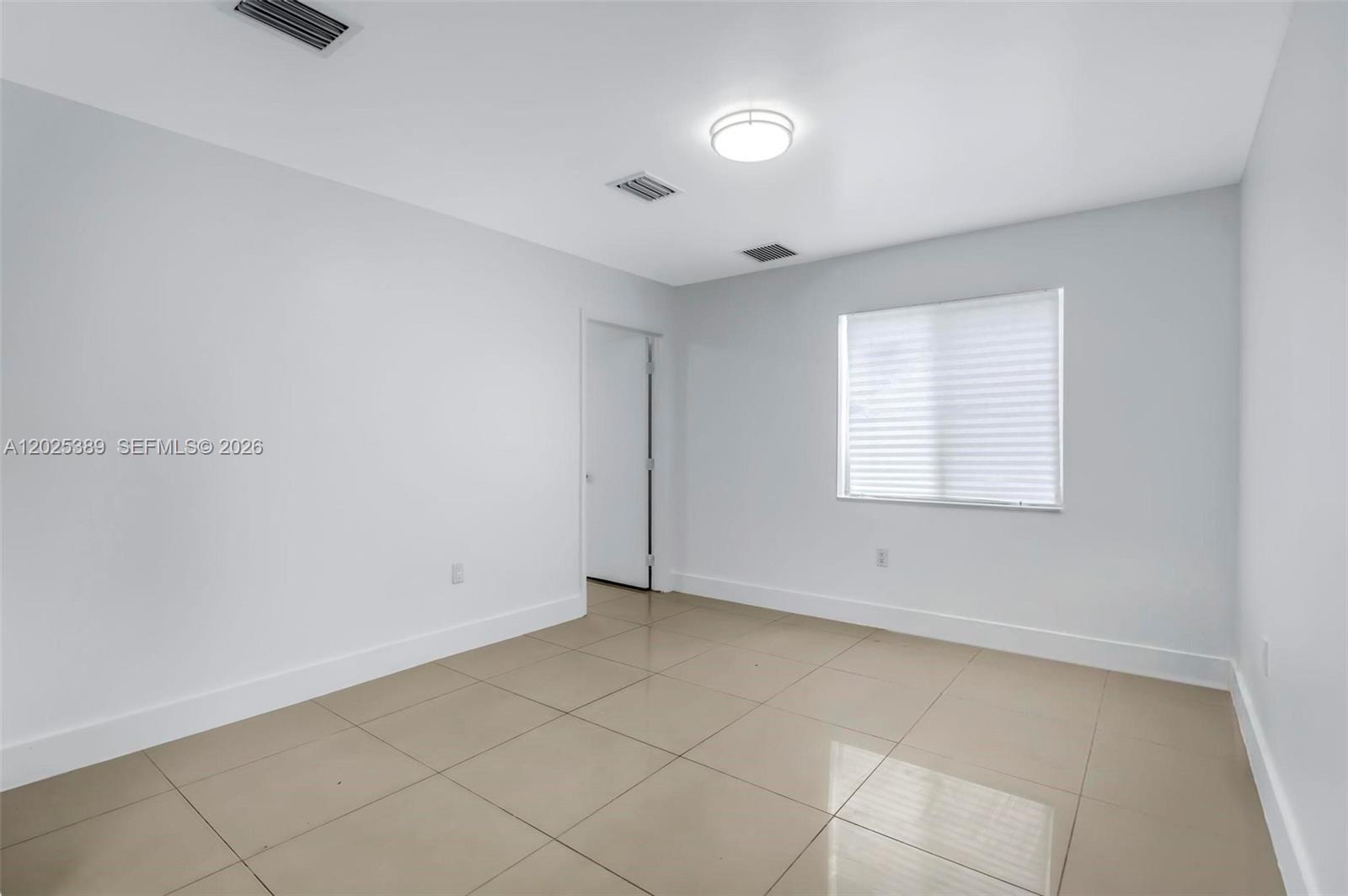 WOODMERE SUB - Residential Lease