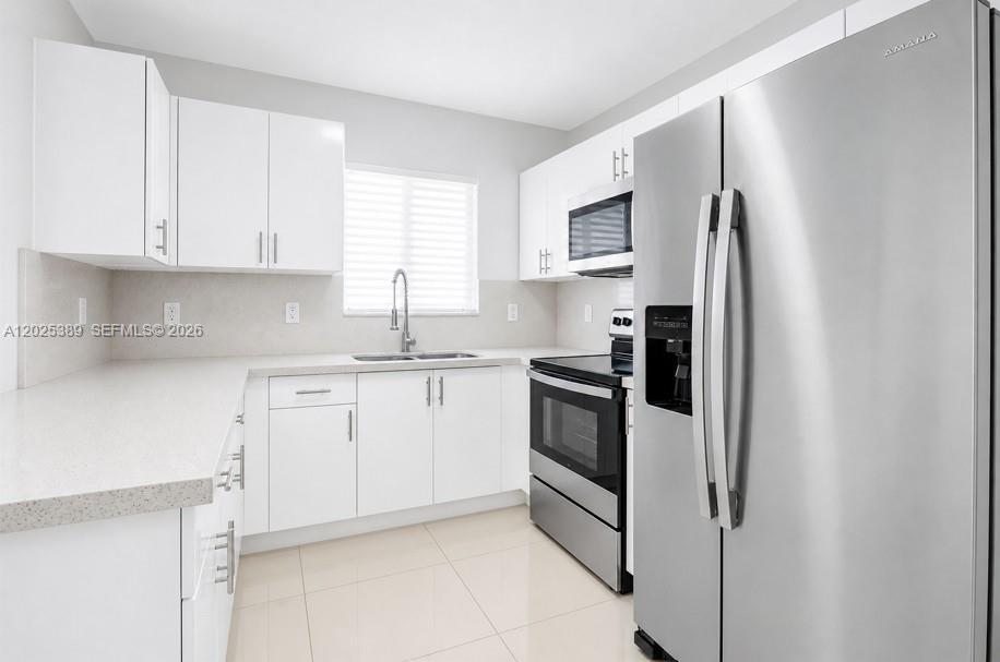 WOODMERE SUB - Residential Lease
