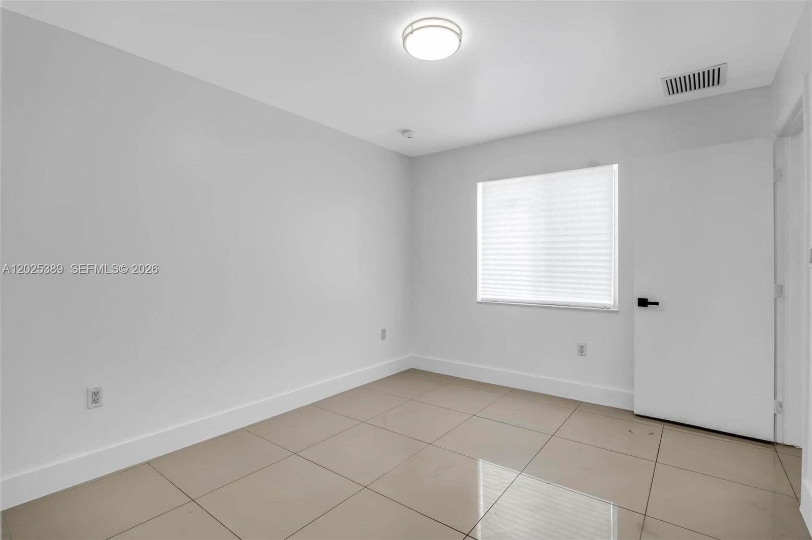WOODMERE SUB - Residential Lease