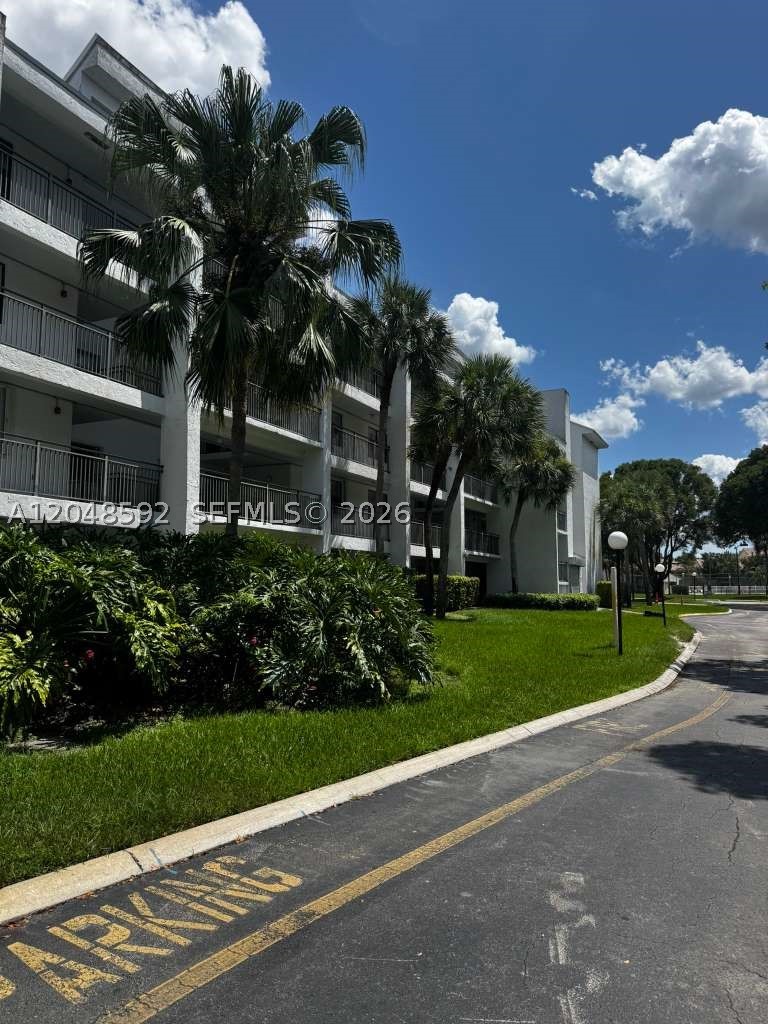 FAIRWAYS AT BONAVENTURE C - Residential