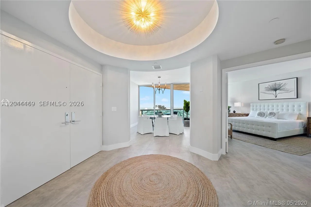 PORTOFINO TOWER CONDO - Residential