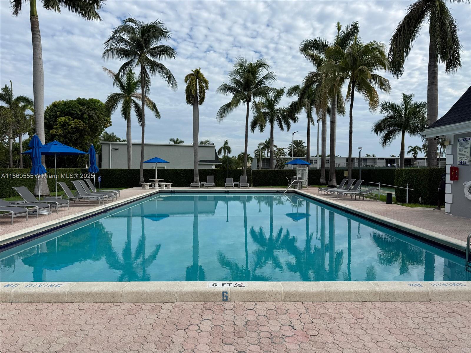 VENETIAN PARK I CONDO - Residential
