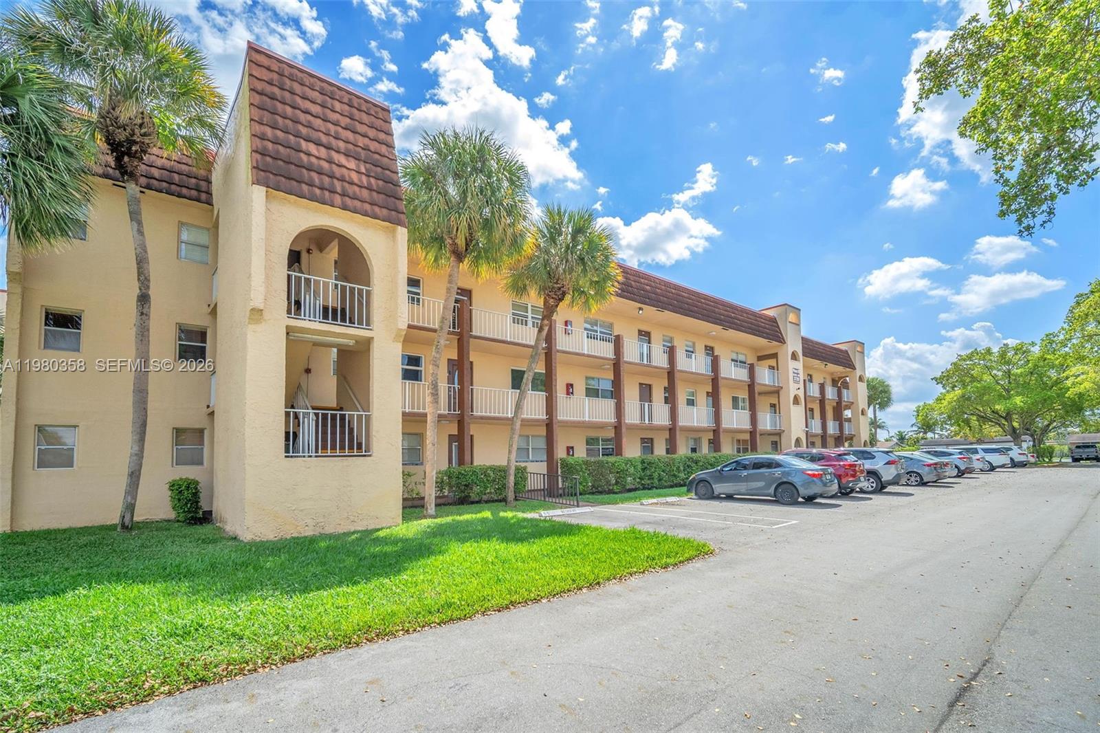 SUNRISE LAKES 60 CONDO - Residential