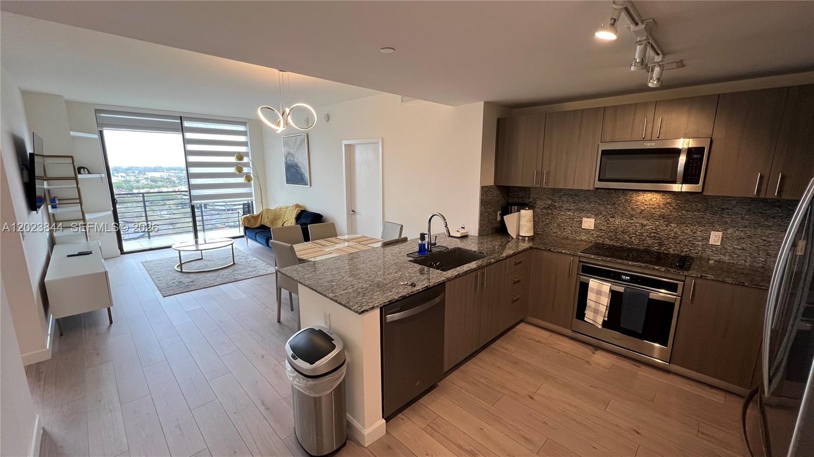5350 Park Condo - Residential
