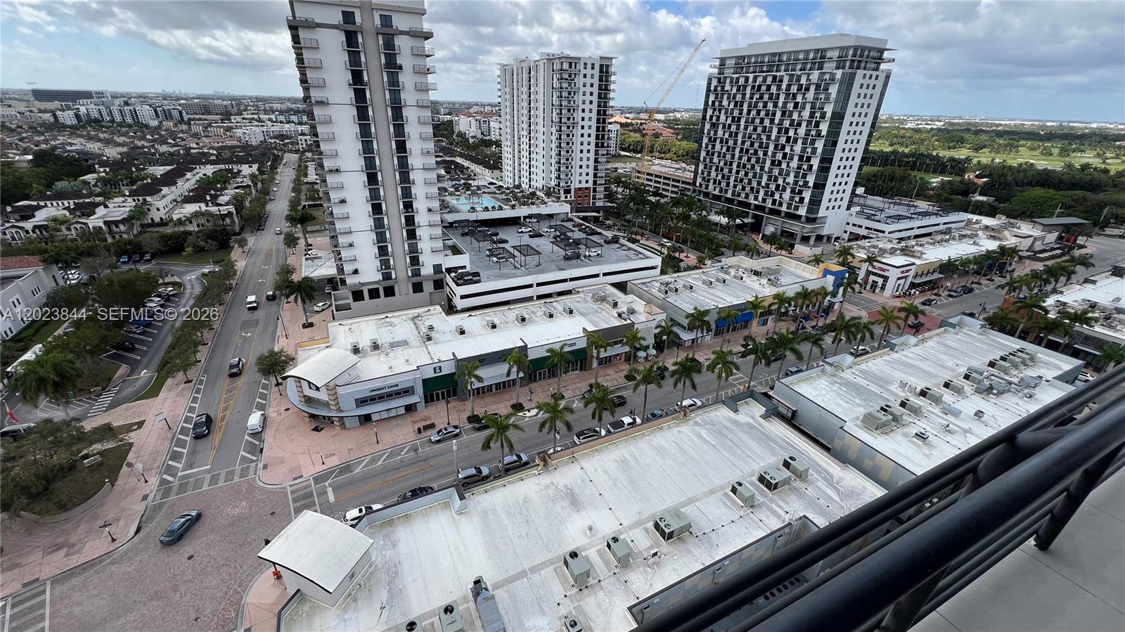 5350 Park Condo - Residential