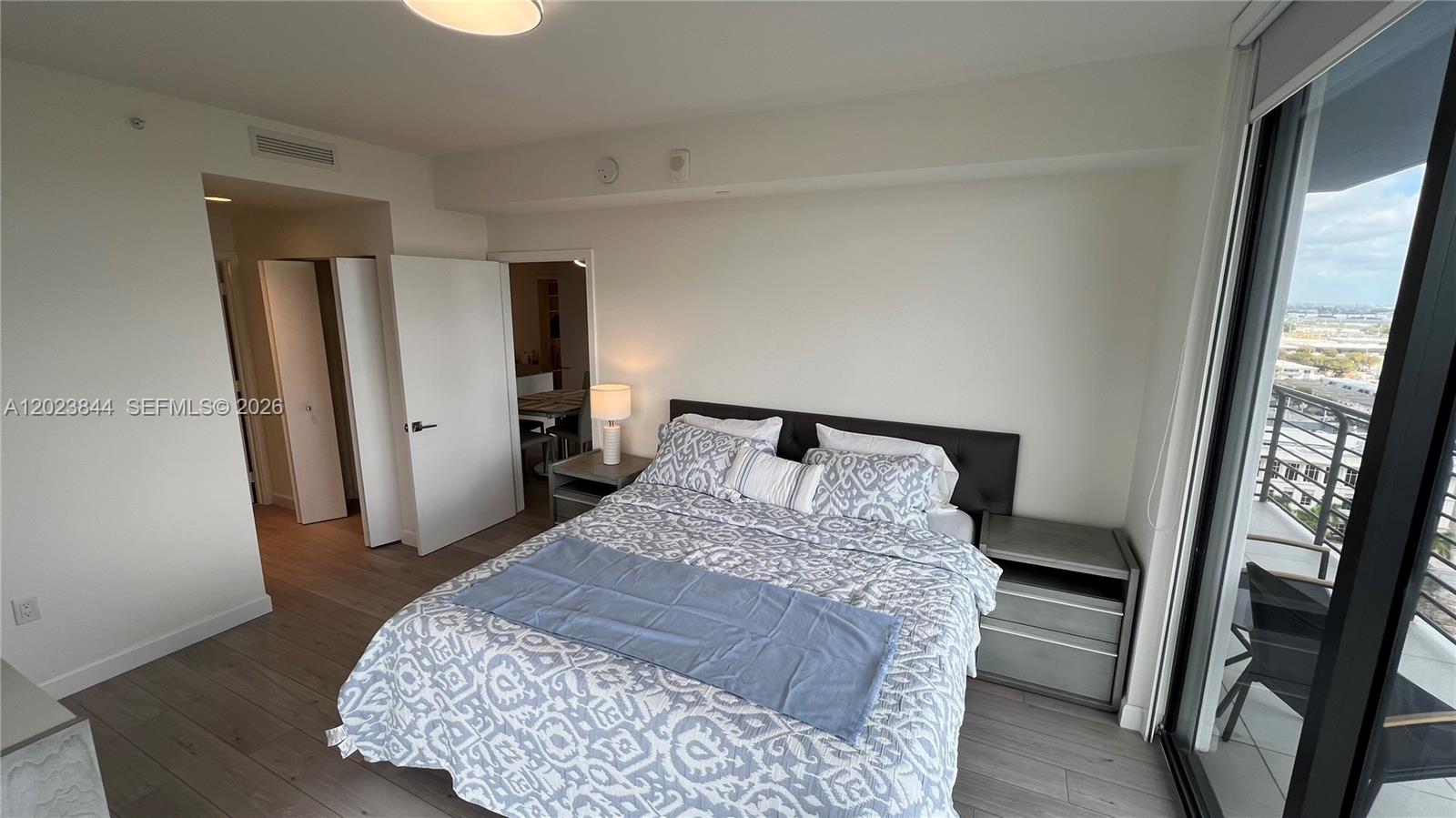 5350 Park Condo - Residential