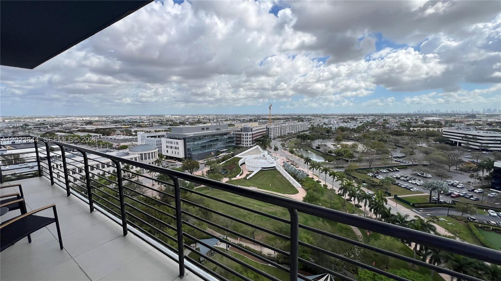 5350 Park Condo - Residential