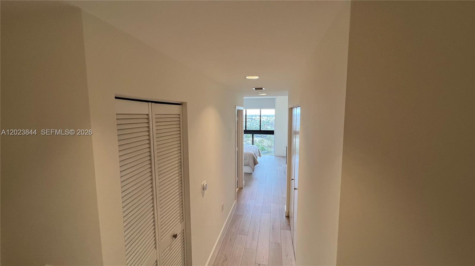 5350 Park Condo - Residential