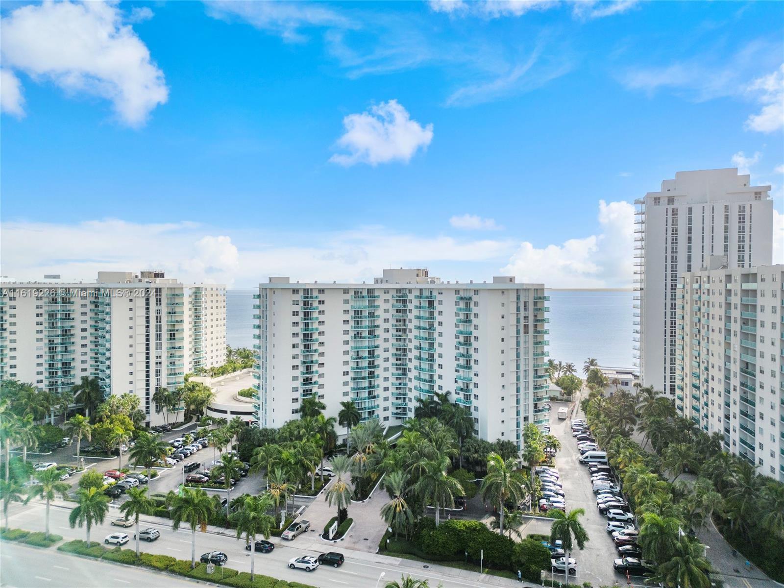 TIDES ON HOLLYWOOD BEACH - Residential