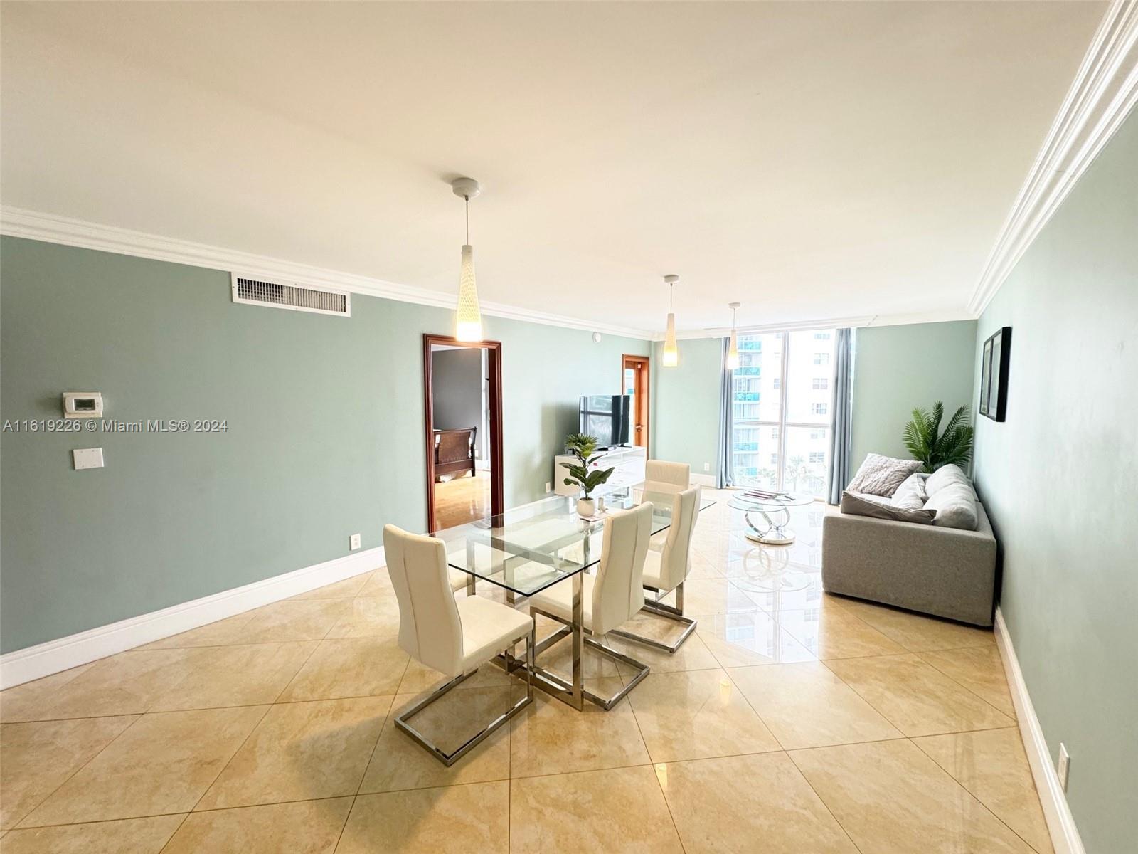 TIDES ON HOLLYWOOD BEACH - Residential