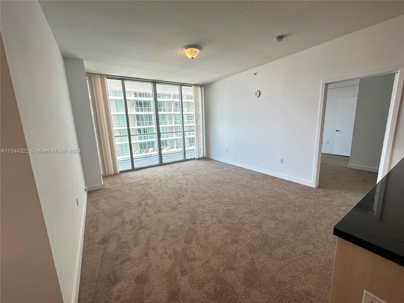 THE AXIS ON BRICKELL COND - Residential