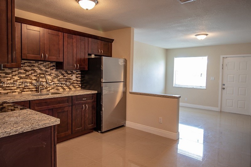 SUNRISE GOLF VILLAGE SEC - Residential Income
