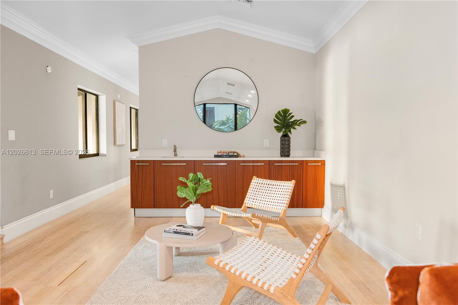 LAKESHORE SEC FOUR - Residential Lease