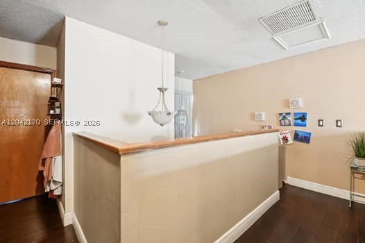 SAGA BAY TOWNHOMES - Residential