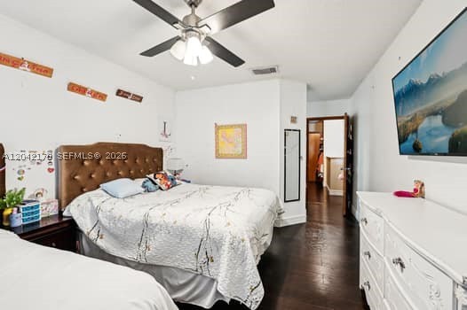 SAGA BAY TOWNHOMES - Residential